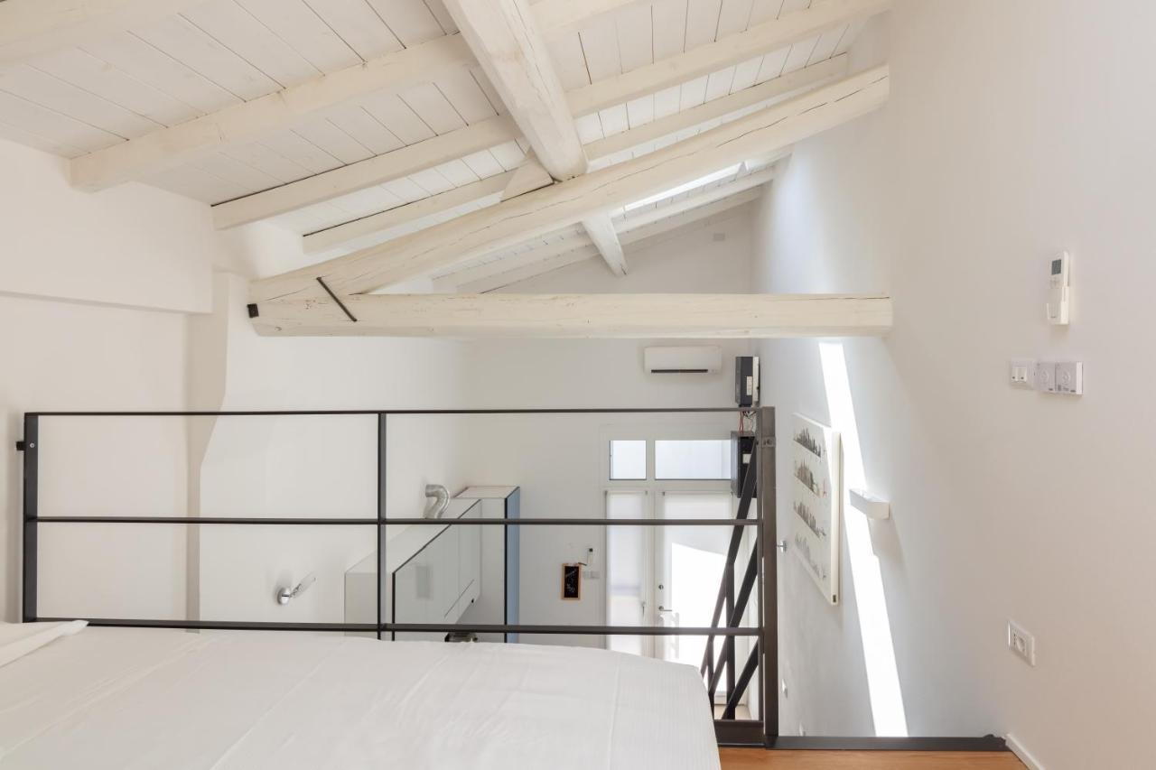 Ecoloft Apartment - Best Choice - By Host4U Bolonya Dış mekan fotoğraf